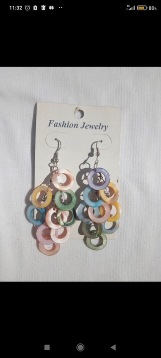 Pendientes de conchas multicolor