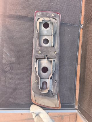 Piloto trasero Ford Sierra Dcho