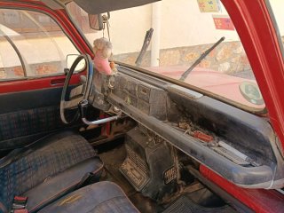 Renault 4 E-TECH 1994