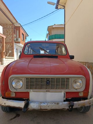 Renault 4 E-TECH 1994