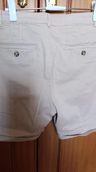 Bermudas Camel T-42