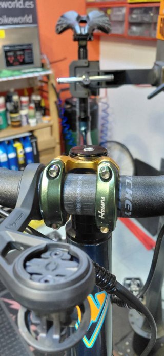 Bicicleta Gravel WELT G90 CUSTOM