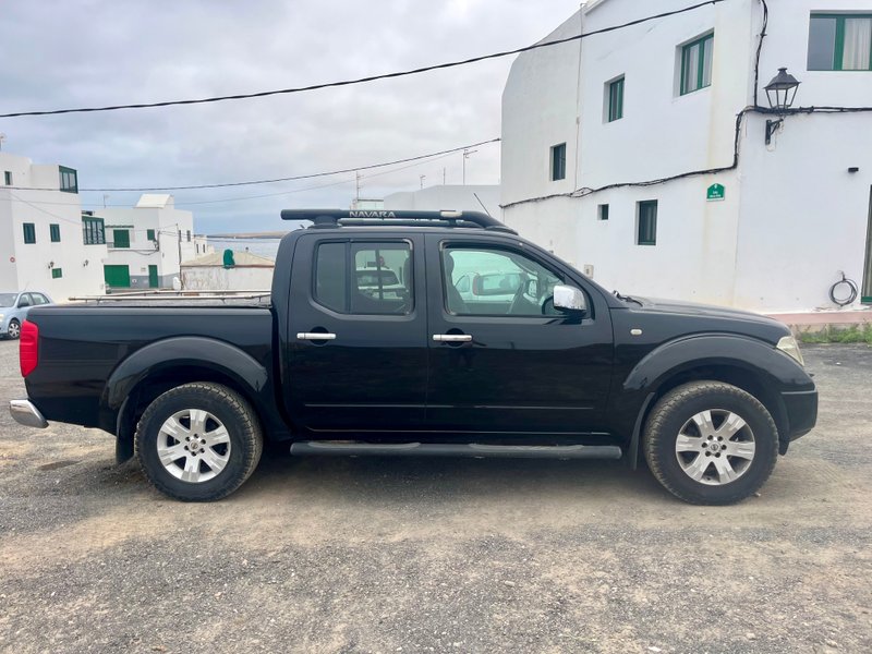 NISSAN NAVARA DOUBLE CAB LE (D40) 2.5 dCi 174 CV - foto 1