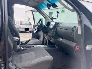 NISSAN NAVARA DOUBLE CAB LE (D40) 2.5 dCi 174 CV