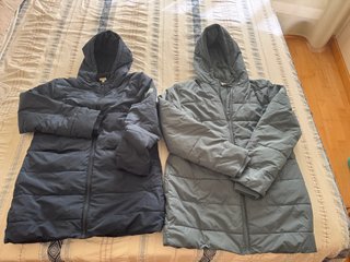 2 Chaquetas con capucha azul y gris 11-12 años.