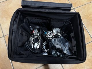 FRESADORA MAKITA CON ACCESORIOS. SIN ESTRENAR