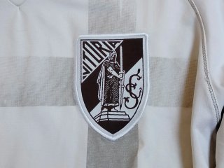 Camiseta Vitoria Guimaraes