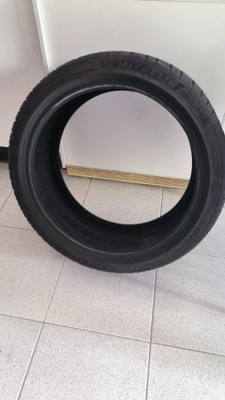 Neumático Michelin Pilot Sport 4 225/40ZR18