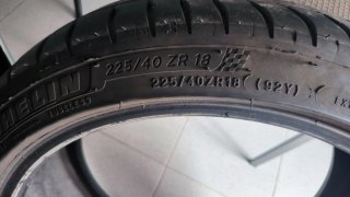 Neumático Michelin Pilot Sport 4 225/40ZR18