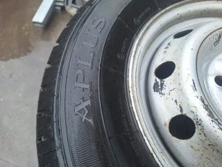 Iveco Daily 225 70 R15 C - Rueda de Repuesto
