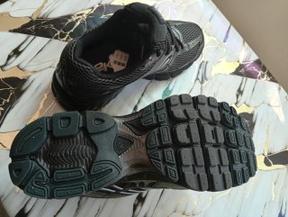 Zapatillas Nike Moto 2K Negras/Gris