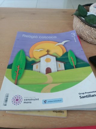 Libros escolares. Casal Dels Angels
