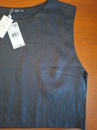 Top crop lino negro Mango