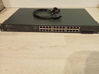 TP-Link Switch 24 Puertos Gigabit PoE