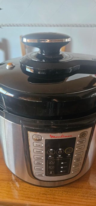 Olla a presión eléctrica Moulinex 6L