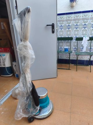 Pulidora de suelos RAYAN. SOLO ENTREGA EN MANO