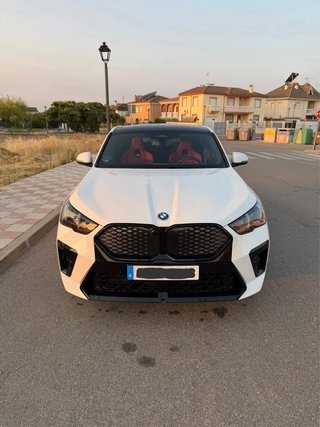 BMW iX2 2025