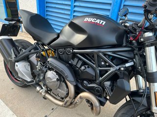 Ducati Monster 821 Negra