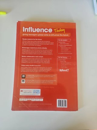 INFLUENCE TODAY 3 Student's book: libro de text...