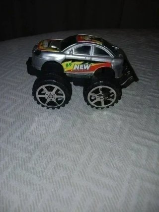 Carrinho Monster Truck Novo
