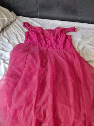 Dos vestidos de fiesta nuevos