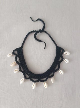 Collar crochet  negro