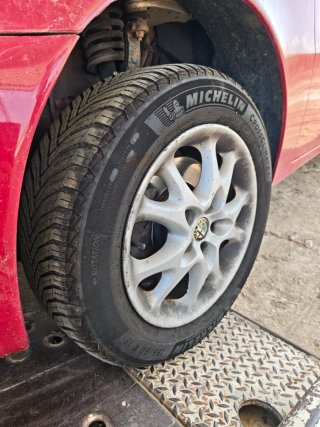 Llantas alfa romeo 4 cubiertas Michelin nuevas