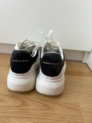 Sneakers Alexander McQueen Bianche e Nere