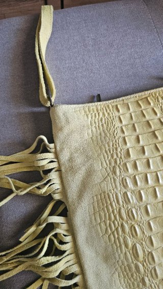 Bolso de piel italiano con flecos