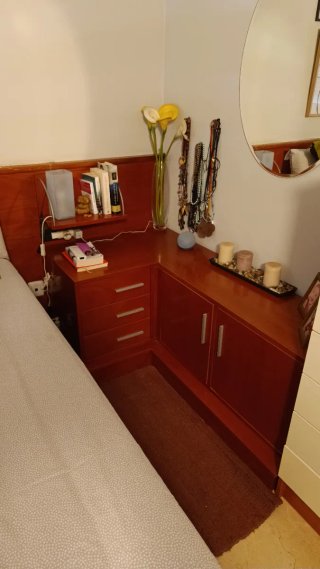 Muebles habitación matrimonio madera