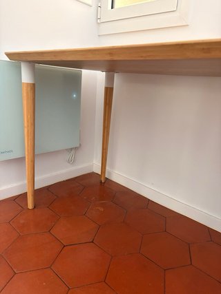 Escritorio Ikea Madera y Blanco