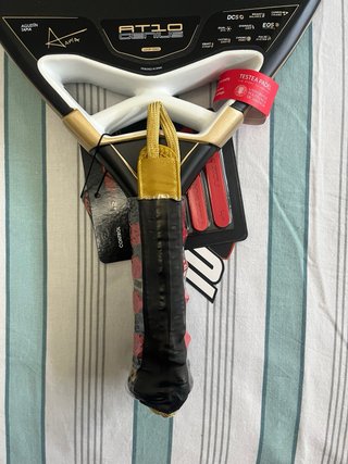 Pala de pádel NOX AT10 Genius 18K 2026