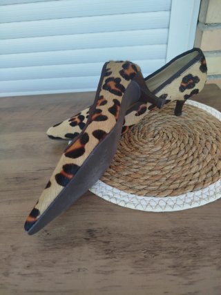 Zapatos Salón Piel Animal Print Talla 39