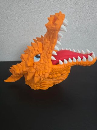 Cabeza Charizard Pokémon Realista 1/1