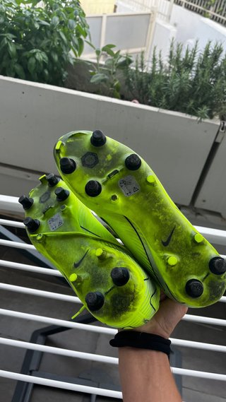 Scarpe da calcio Nike Mercurial taglia 43