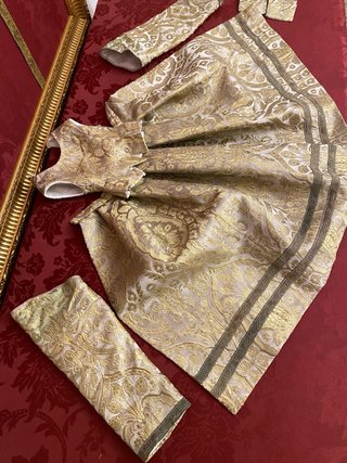 Saya espolín para Virgen