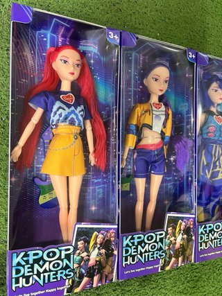 Set 3 bambole K-Pop Demon Hunters con musica