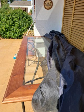 Mesa y 6 Sillas Hierro Forjado