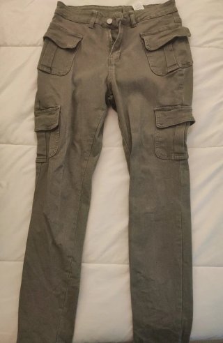 Pantalones cargo verde oliva