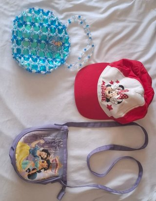 Bolsos Disney Princesas y Gorra Minnie
