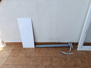 Ventana aluminio con persiana MEDIDAS 124 x 87 cm