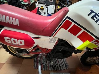Yamaha Tenere 1vj Roja y Blanca