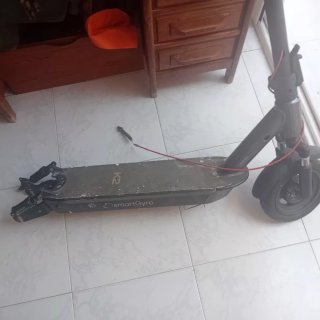 Chasis y piezas patinete eléctrico