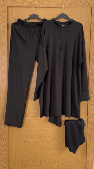 Burkini + pañuelo Sin estrenar (NUEVO)