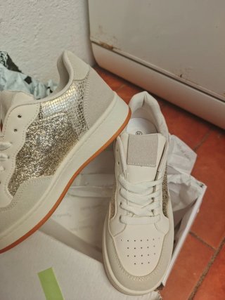 Deportivas blancas talla 39
