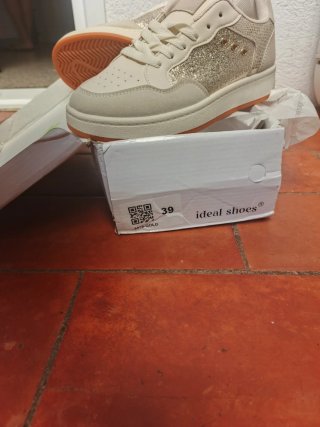Deportivas blancas talla 39