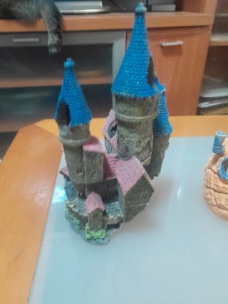 Adornos acuario Castillo y Piña