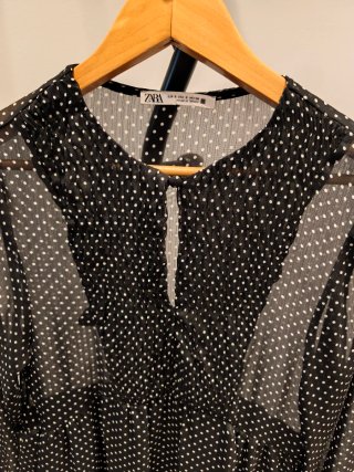 Vestido marrón Zara lunares manga larga