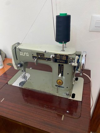 Máquina de Coser Alfa 103-3