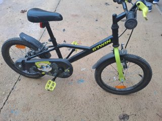 Bicicleta infantil B'TWIN seminueva